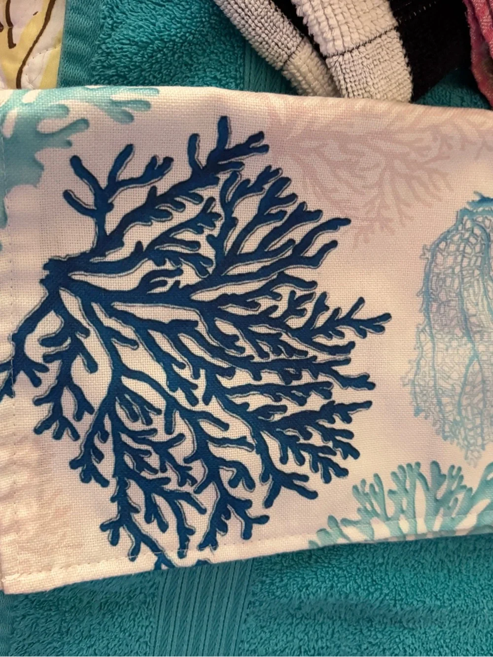 Coastal Coral Pattern  kitchen   Place  mats - Teal & White